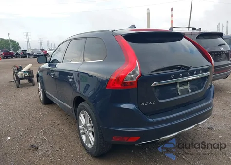 2015 Volvo Xc60 T5/T5 Premier из США, поврежденный, VIN YV4612RK1F2704872